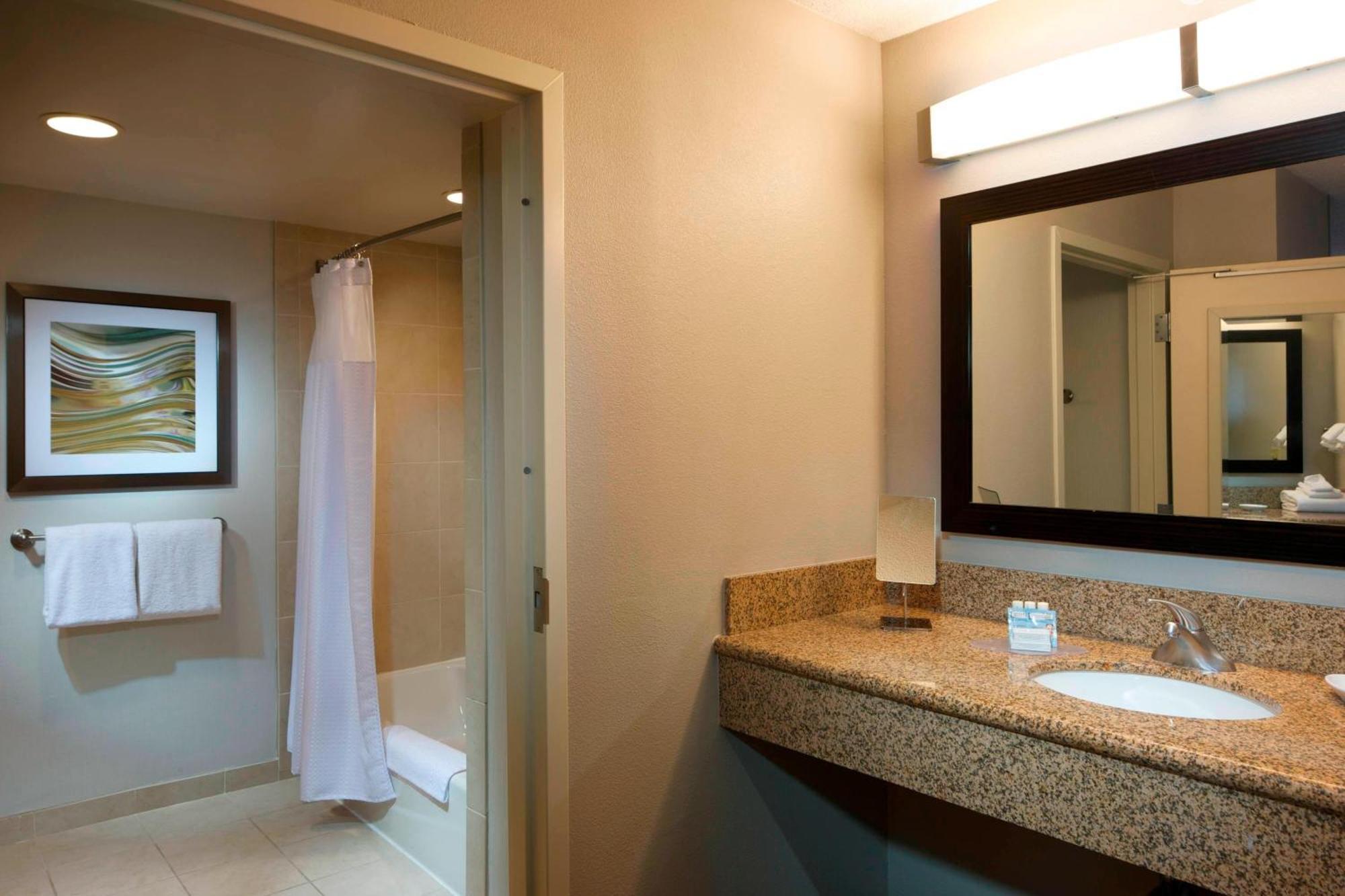 Courtyard By Marriott Jackson Hotel Buitenkant foto
